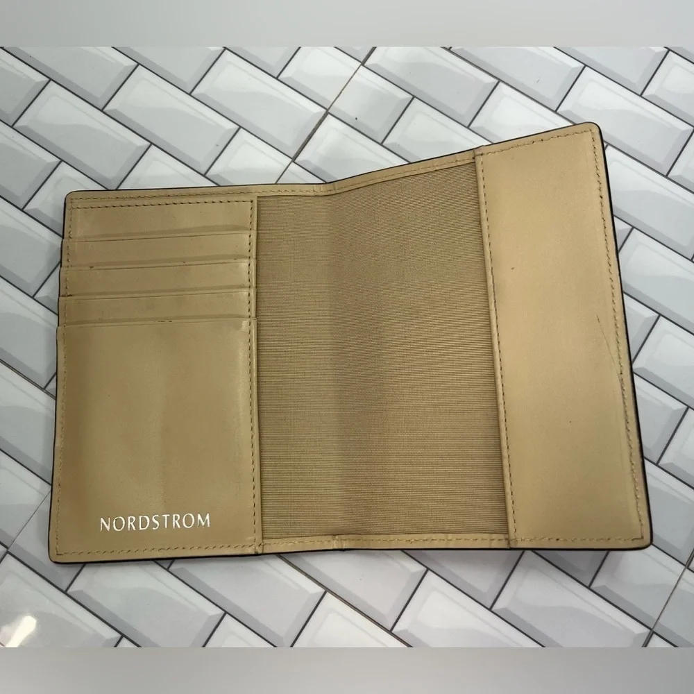 Nordstrom Bifold Credit Card Wallet Genuine Leather Ultra Thin Minimalist